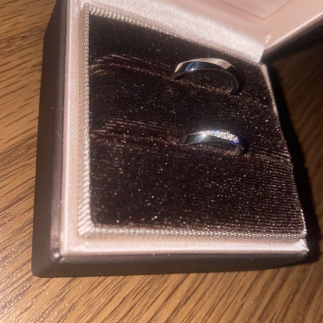 【アイプリモ(I-PRIMO)の口コミ】 シンプルなデザインが良くてその中でも個性的なデザインに惚れました
それ…