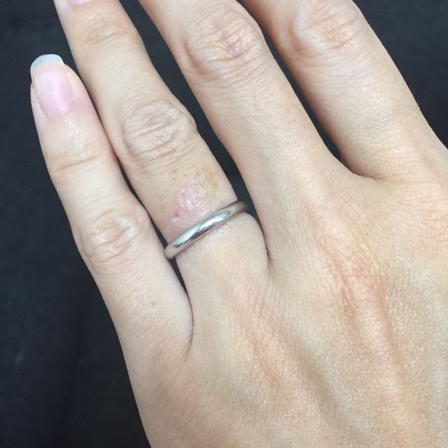 【カルティエ(Cartier)の口コミ】 カルティエともう一つのブランドで悩んでいて、何回もどちらのお店を行き…