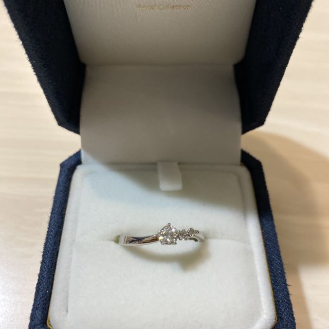 【festaria bijou SOPHIA(フェスタリア ビジュソフィア)の口コミ】 珍しいゴールドの指輪が欲しかった私と、シンプル王道のシルバーリングが…