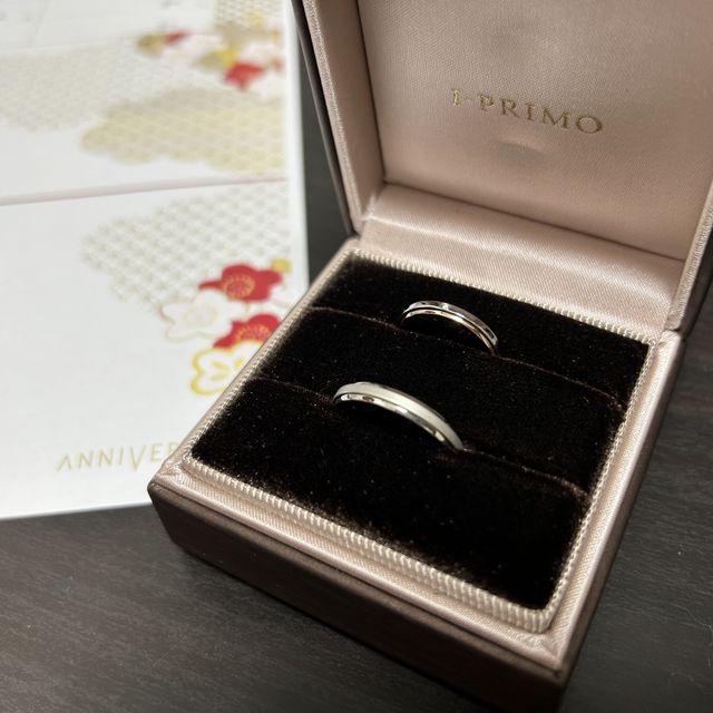 【アイプリモ(I-PRIMO)の口コミ】 女性用は両端にピンクゴールドが入っているのでかわいくて気に入りました…