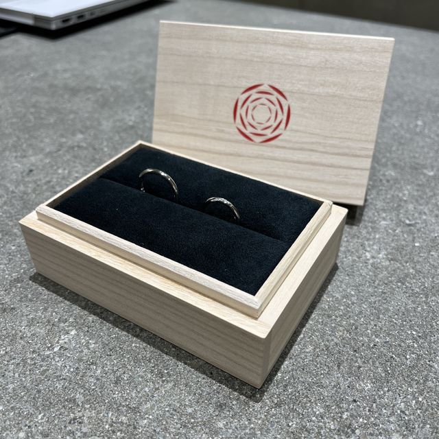 【出雲結(いずもゆい)の口コミ】 指輪のコンセプトが『風結』で、『2人の思い出も風となり、この地に流れ続…