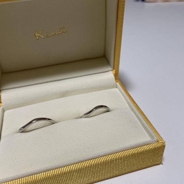 【ケイウノ ブライダル(K.UNO BRIDAL)の口コミ】 華奢なデザインが気に入り購入することを決めました。
指輪のクリーニング…
