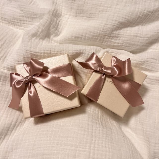 【アイプリモ(I-PRIMO)の口コミ】 婚約指輪と結婚指輪をアイプリモ新宿店で購入しました。指輪やダイヤの事…