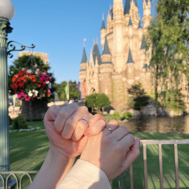 【エルメス(HERMES)の口コミ】 指輪のデザインがエルメスっぽくてシンプルだけどダイヤがついていてとて…