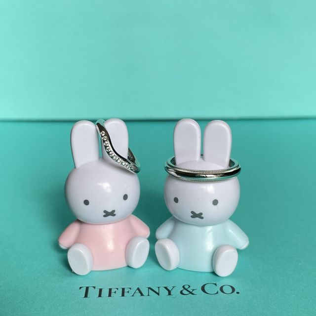 【ティファニー(Tiffany & Co.)の口コミ】 他とは違う少し変わったデザインが良かった。店員さんにいくつか見せても…