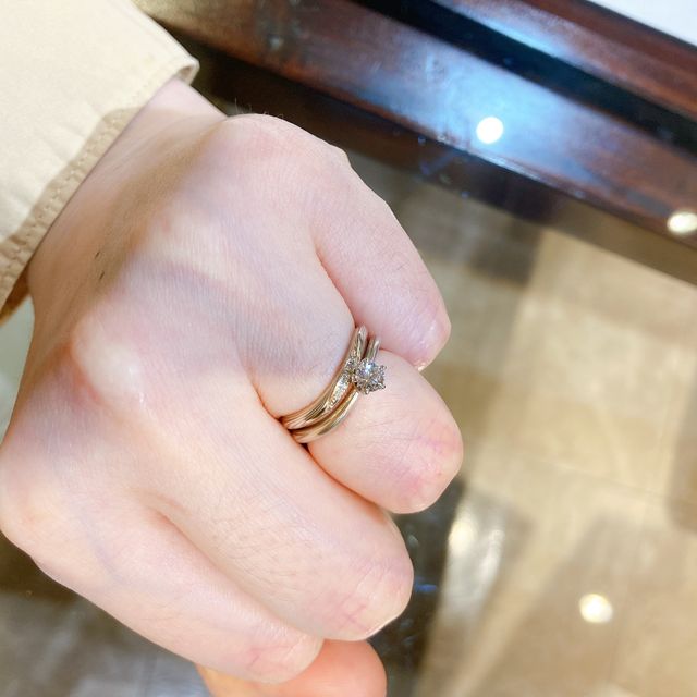 【杢目金屋(もくめがねや)の口コミ】 オーダーメイドなので一つとして同じ模様はなく、一つの板から婚約指輪、…