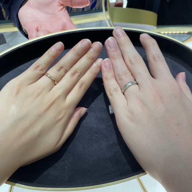 【ショーメ(CHAUMET)の口コミ】 デザインが珍しいのが1番のオススメです！ゴールドも黄みが強すぎず素敵で…