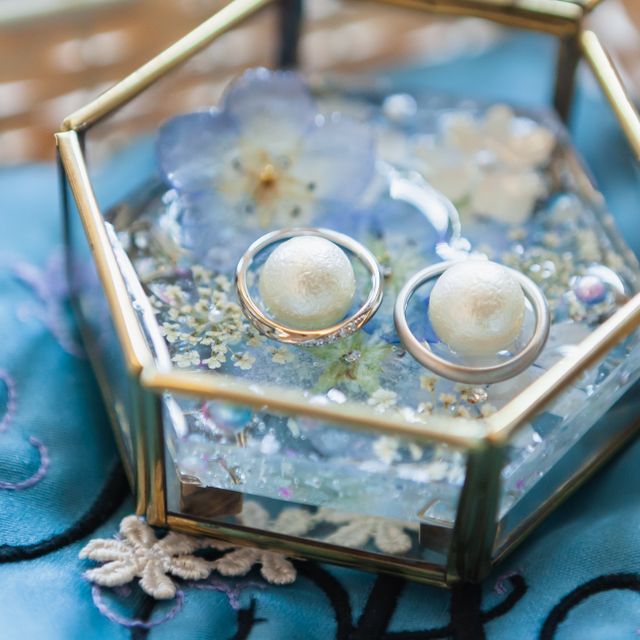 【ケイウノ ブライダル(K.UNO BRIDAL)の口コミ】 婚約指輪に関しては、オーダーメイドで、デザインのいいものをデザイナー…