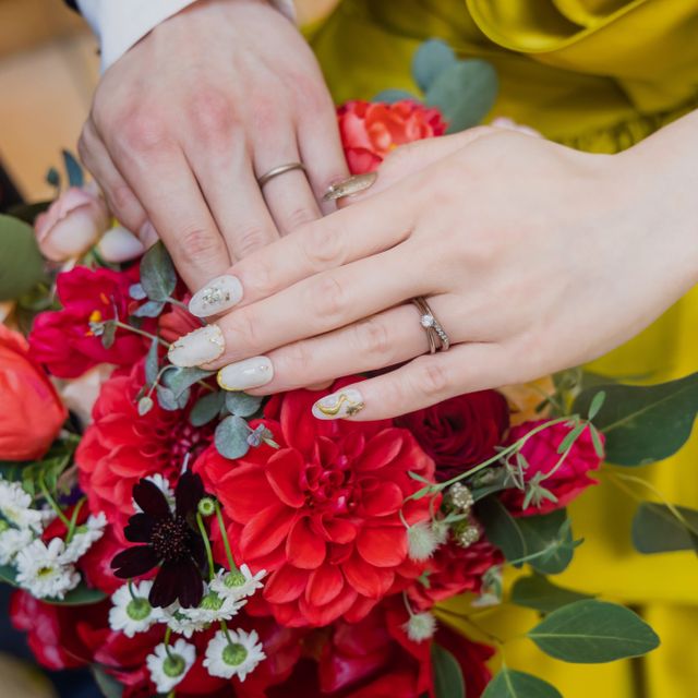 【ケイウノ ブライダル(K.UNO BRIDAL)の口コミ】 婚約指輪に関しては、オーダーメイドで、デザインのいいものをデザイナー…