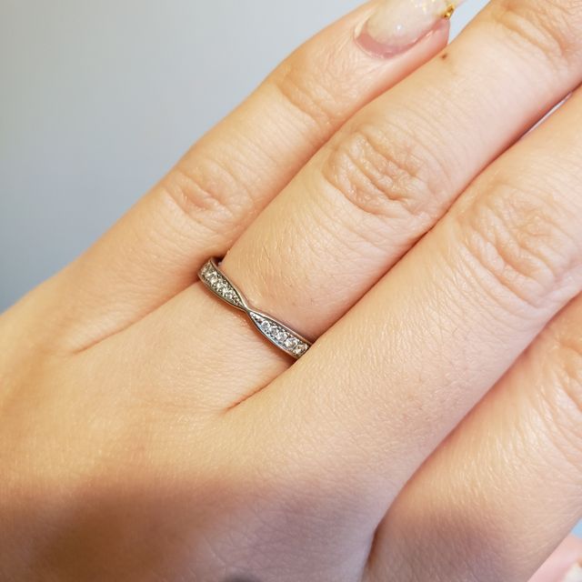 【ギンザタナカブライダル(GINZA TANAKA BRIDAL)の口コミ】 【デザインについて】
最初はフルエタニティで探していたのですが、生活が…