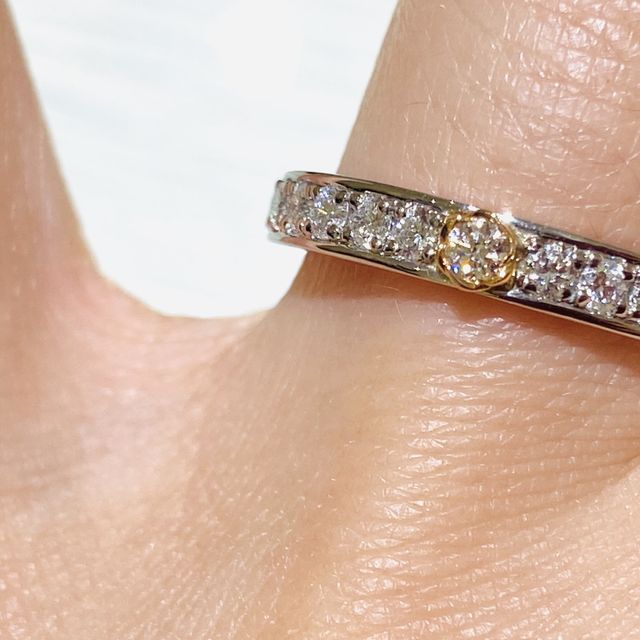 【TRECENTI(トレセンテ)の口コミ】 試着した中で一番気に入ったのは写真にある、お花がついたダイヤの指輪で…