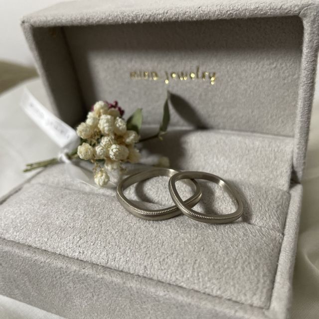 【mina.jewelry(ミナジュエリー)の口コミ】 広告で見つけてすぐにパンフレットを請求しました。パンフレットのデザイ…