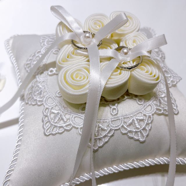 【4℃ BRIDAL(ヨンドシーブライダル)の口コミ】 指輪のデザインはずっとS字が良いと思っていろいろな店舗を回っていました…