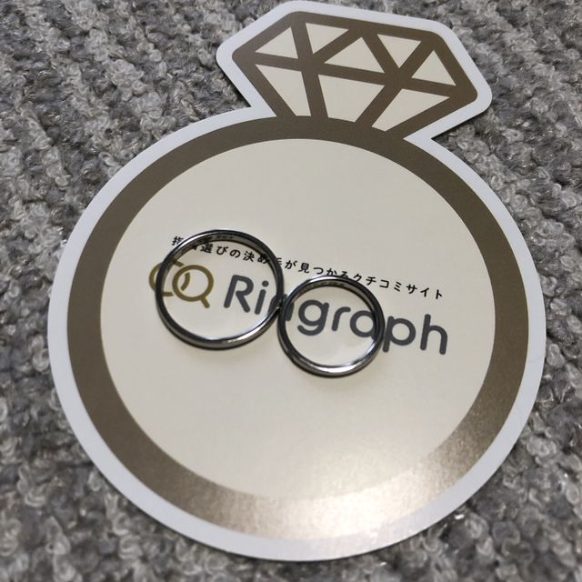 【nocur(ノクル)の口コミ】 指輪の決め手はデザインです。旦那さんと初めて指輪を見に行き形、色、太…