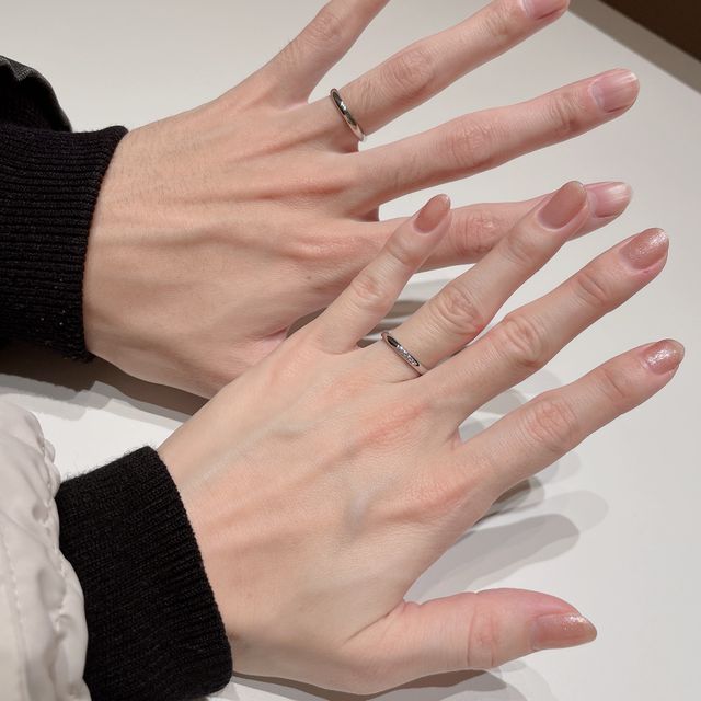 【ラザール ダイヤモンド(LAZARE DIAMOND)の口コミ】 シンプルで、ダイヤが綺麗なものを選びたかったので、ぴったりでした。
最…