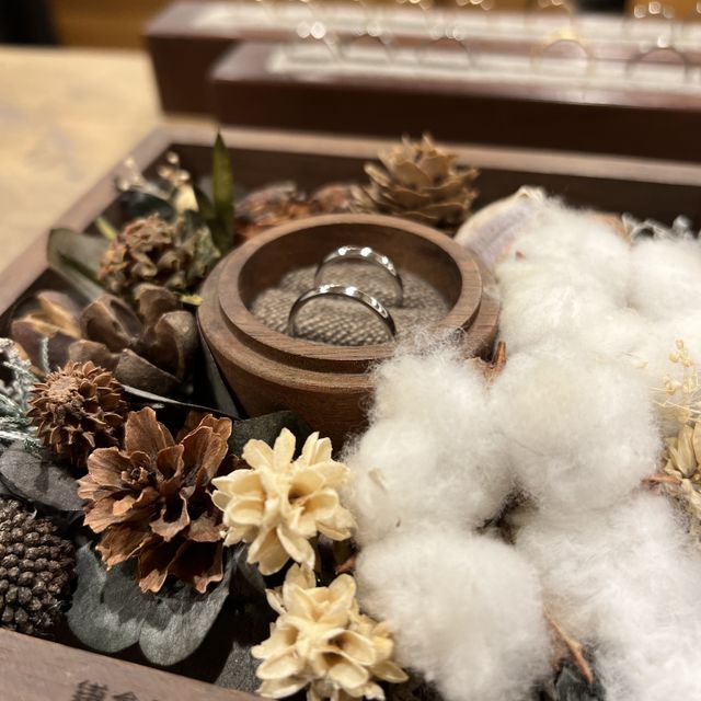 【鎌倉彫金工房の口コミ】 手作りで指輪が作れるなんて、とてもロマンチックで素敵だと思い決めまし…