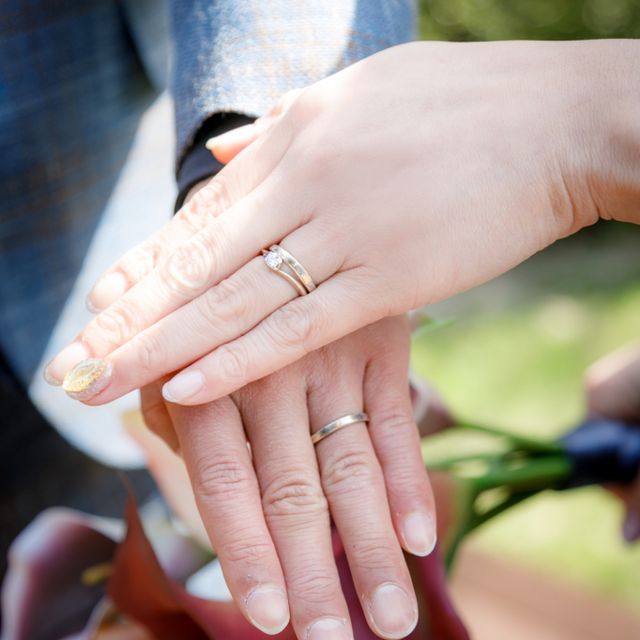 【杢目金屋(もくめがねや)の口コミ】 たまたま通りががった時に、デザインに一目惚れでした。誰とも被らない、…