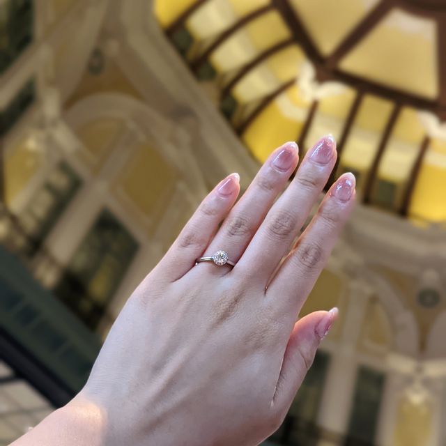 【銀座ダイヤモンドシライシの口コミ】 結婚指輪の決め手はシンプルで洗礼されたデザインです。
いろいろ迷いまし…