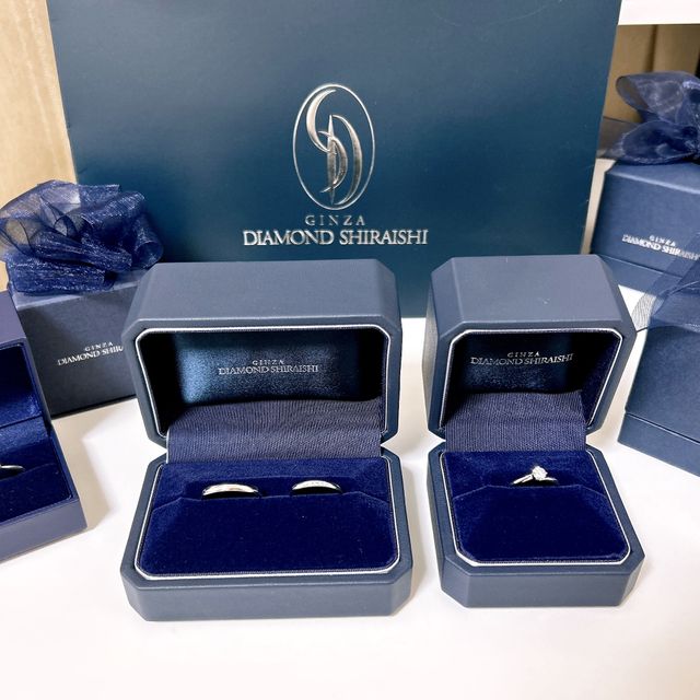 【銀座ダイヤモンドシライシの口コミ】 プロポーズの際は彼が選んでくれたダイヤにプロポーズリングを付けたもの…
