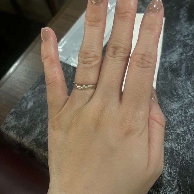 【ケイウノ ブライダル(K.UNO BRIDAL)の口コミ】 シンプルだけど、少し個性的で人と被らないものを探してました。
入店して…