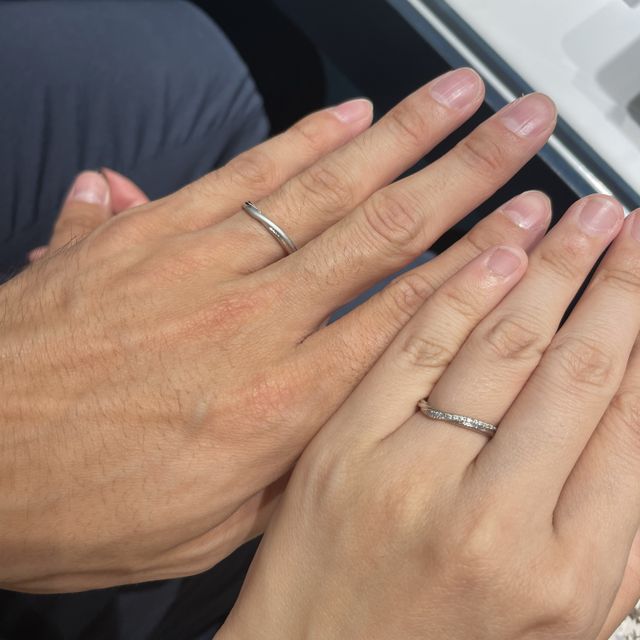 【銀座ダイヤモンドシライシの口コミ】 ダイヤの流れるようなラインがどこのブランドの指輪より綺麗に入っており…