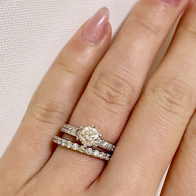 【宝寿堂(ほうじゅどう)の口コミ】 結婚指輪はハーフエタニティと決めていて、婚約指輪は購入自体悩んでいま…