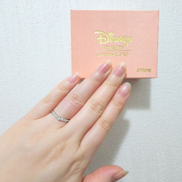 【ケイウノ ブライダル(K.UNO BRIDAL)の口コミ】 ホームページを見た時にこの指輪のデザインに一目惚れをしました。店舗に…