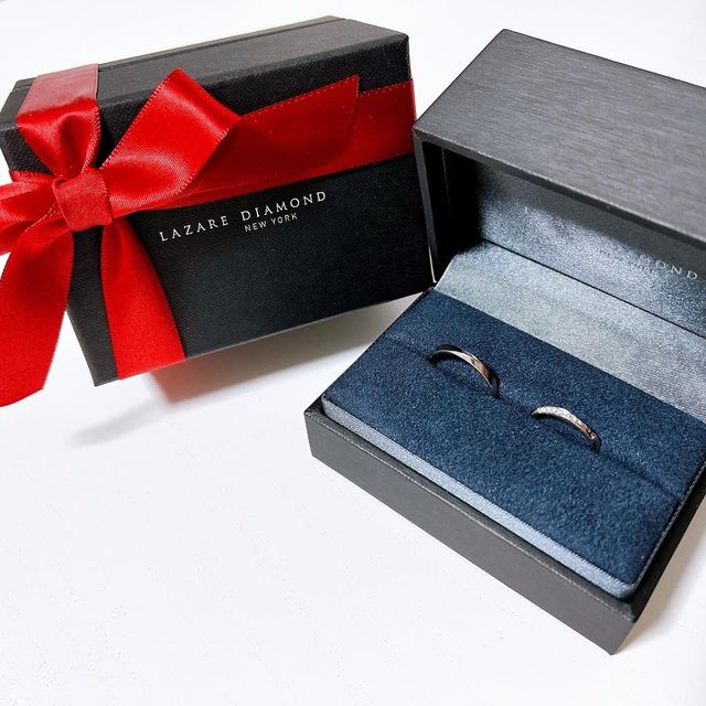 【ラザール ダイヤモンド(LAZARE DIAMOND)の口コミ】 ☆旦那さんはモントーク（MONTAUK）
☆私はエコー（ECHO）

ダイヤモンドの…