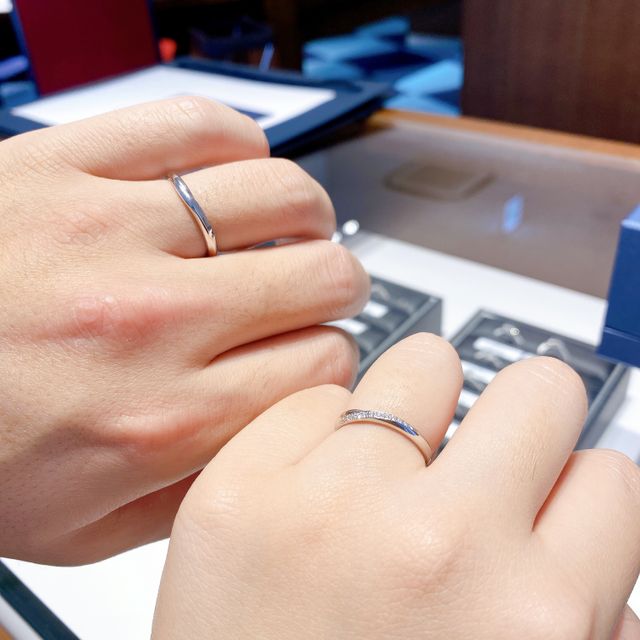 【銀座ダイヤモンドシライシの口コミ】 デザインについて
来店する前にネットで見ていて一目惚れしたものを選びま…