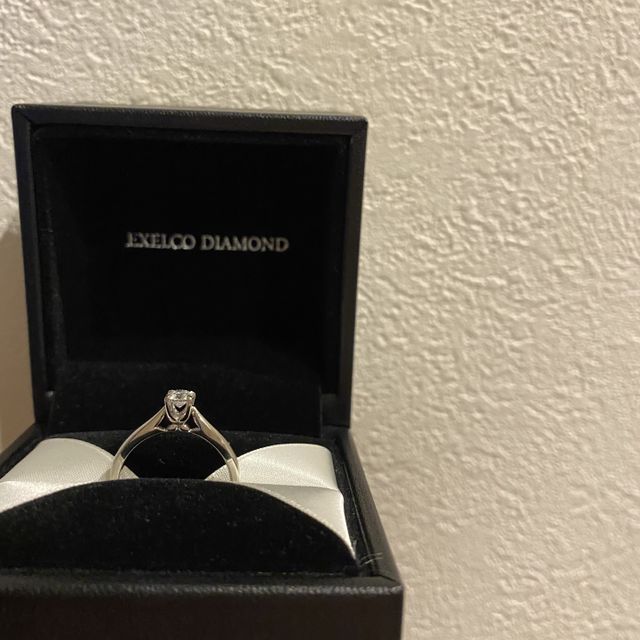 【エクセルコダイヤモンド(EXELCO DIAMOND)の口コミ】 指輪の品質、店員さんの接客、ダイヤの価値など全てを見て聞いた上で婚約…