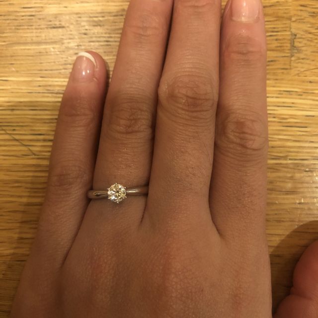 【TASAKI(タサキ)の口コミ】 シンプルだけど上品で可愛らしさのあるデザインを探していました。こちら…