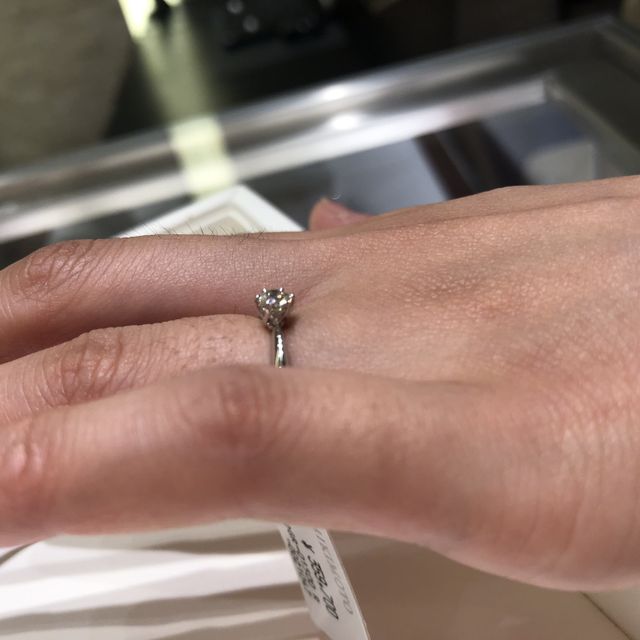 【TASAKI(タサキ)の口コミ】 シンプルだけど上品で可愛らしさのあるデザインを探していました。こちら…