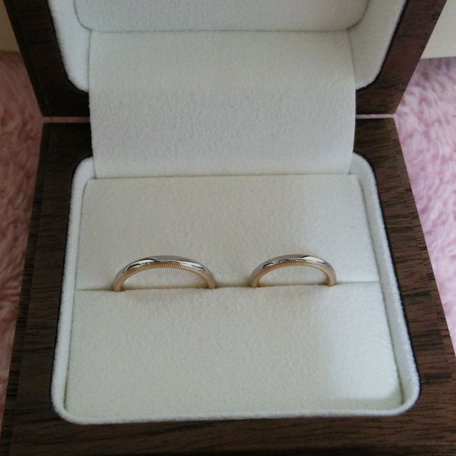 【Ponte Vecchio(ポンテヴェキオ)の口コミ】 婚約指輪と違い、ペアリングであること・ずっと身に付けるのでシンプルで…