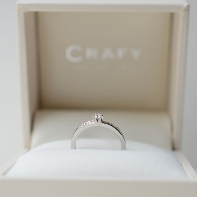 【CRAFY(クラフィ)の口コミ】 デザインの種類が豊富で、初めてジュエリーショップで作成しましたが細か…