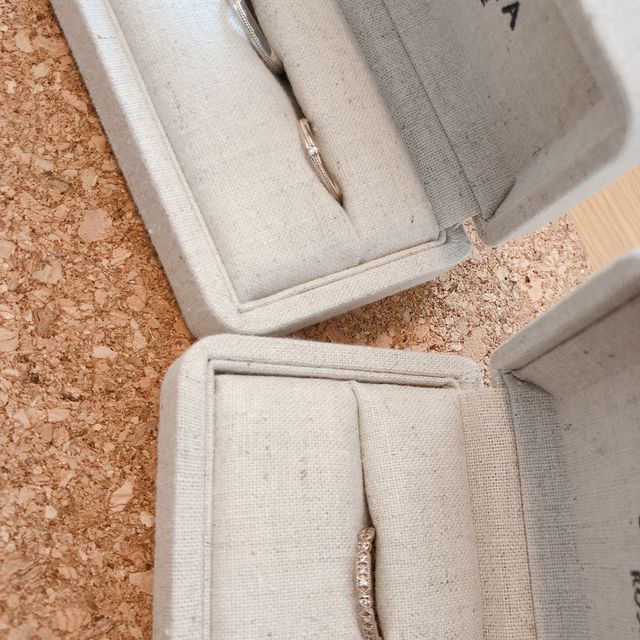 【SIENAROSE(シエナロゼ)の口コミ】 学生の頃からこちらのブランドさんのショーウィンドウの前を通るたびに将…