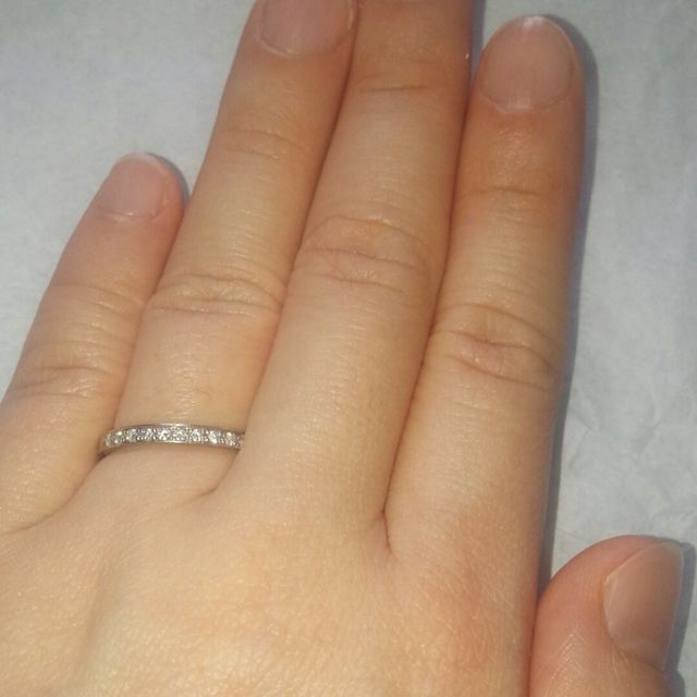 【4℃ BRIDAL(ヨンドシーブライダル)の口コミ】 キラキラしているダイヤがいっぱいはいっている指輪が欲しかったので、こ…