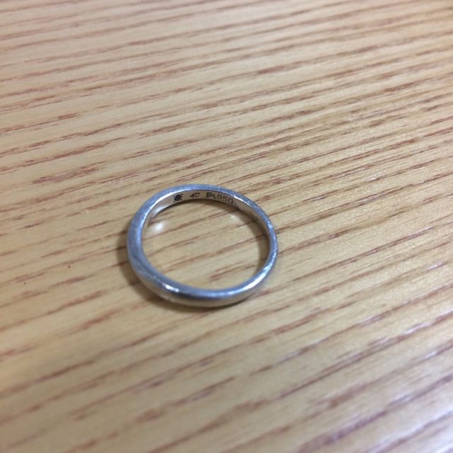 【4℃ BRIDAL(ヨンドシーブライダル)の口コミ】 ペアリングも4°Cさんで購入し、すごく気に入ったので、結婚指輪も4&de…