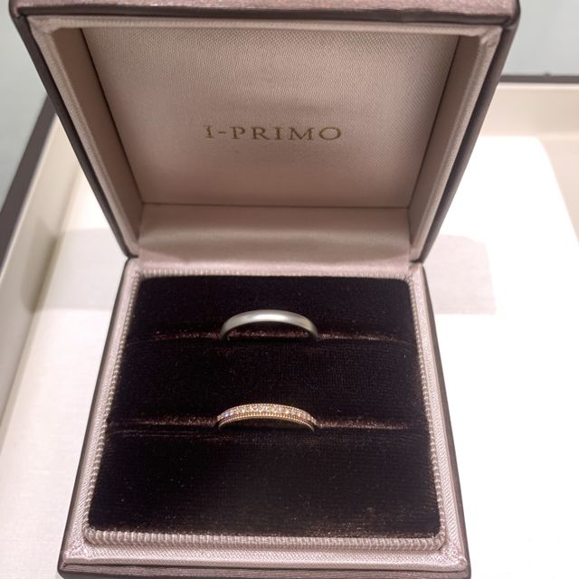 【アイプリモ(I-PRIMO)の口コミ】 指輪の側面のミル打ちとダイア側を回してその日の気分でイメージを変えら…