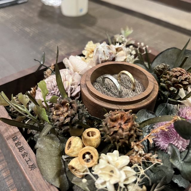 【鎌倉彫金工房の口コミ】 お互いのイメージが異なり、それを叶える為に手作りを選択しました。デザ…