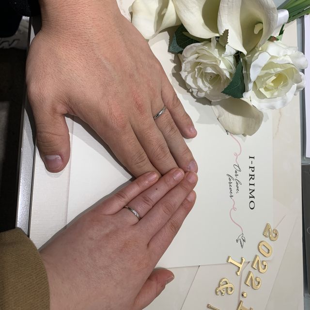 【アイプリモ(I-PRIMO)の口コミ】 デザインがシンプルで飽きが来ないものとして選びました。また細身で、あ…