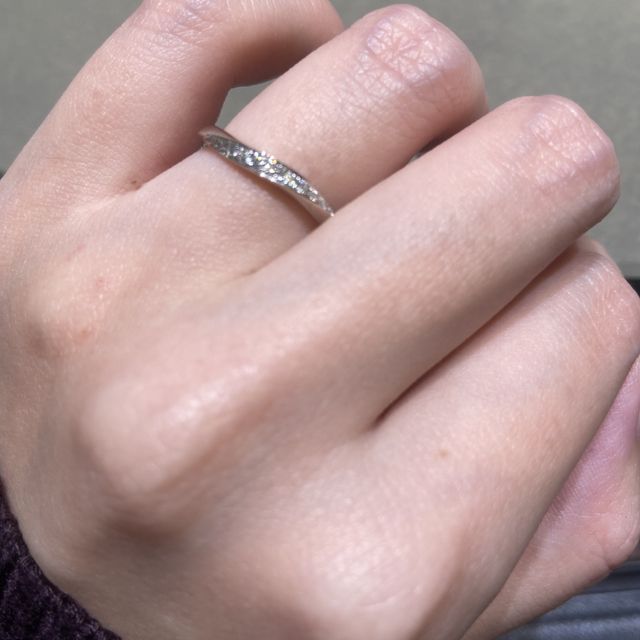 【アイプリモ(I-PRIMO)の口コミ】 デザイン：ウェーブ
ネット上にて種類豊富であり、実際に店舗で確認。
自…