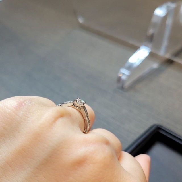 【シャネル(CHANEL)の口コミ】 シャネルの看板デザインのうち、古くからあるなかでももっともコアなデザ…