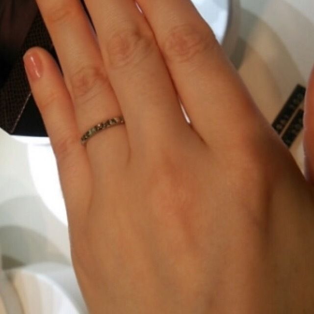 【ブシュロン(BOUCHERON)の口コミ】 他にはない独特なデザインなため、結婚指輪らしくなくて個性的につける事…