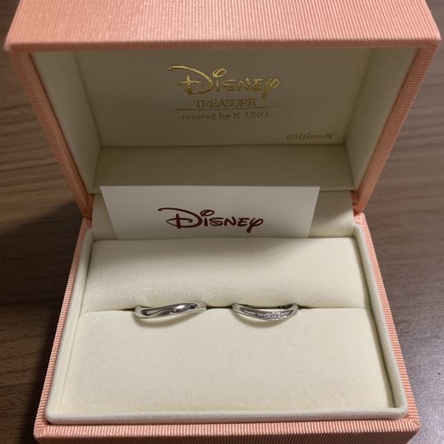 【ケイウノ ブライダル(K.UNO BRIDAL)の口コミ】 店内の結婚指輪を気になるものから片っ端に試着して、2人でしっくりくるも…