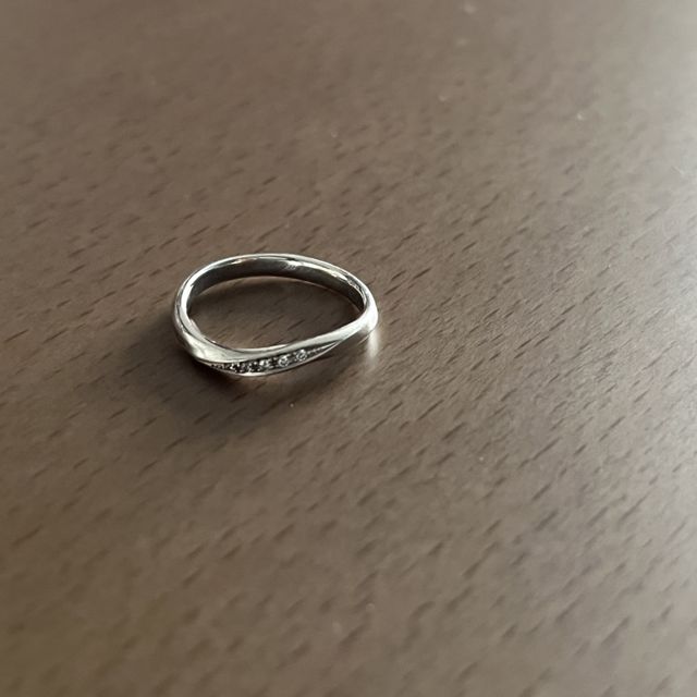 【銀座ダイヤモンドシライシの口コミ】 婚約ネックレスを頂き、どうせなら同じ所の方がアフターサービスもあるた…