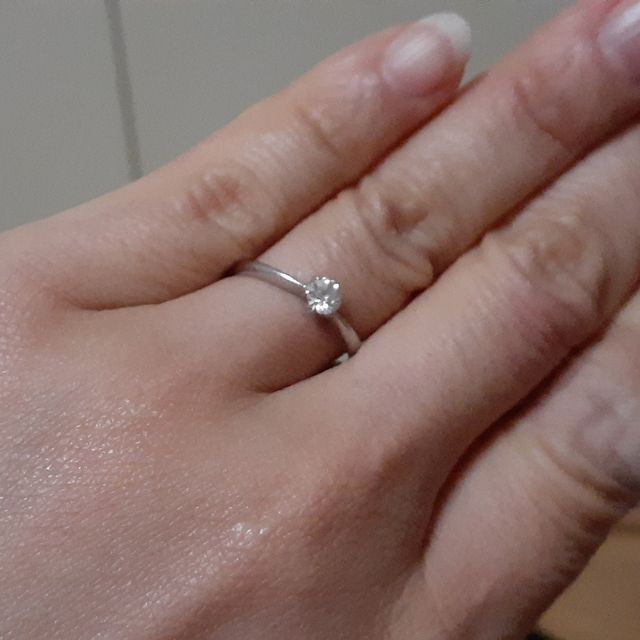 【Luxy(ラグシー)の口コミ】 ダイヤが0.3カラットもあって、ハートアンドキューピッドで、ランクがエク…