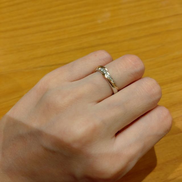 【アイプリモ(I-PRIMO)の口コミ】 価格もお手頃でデザインもオシャレだったので、これに決めました。ありき…