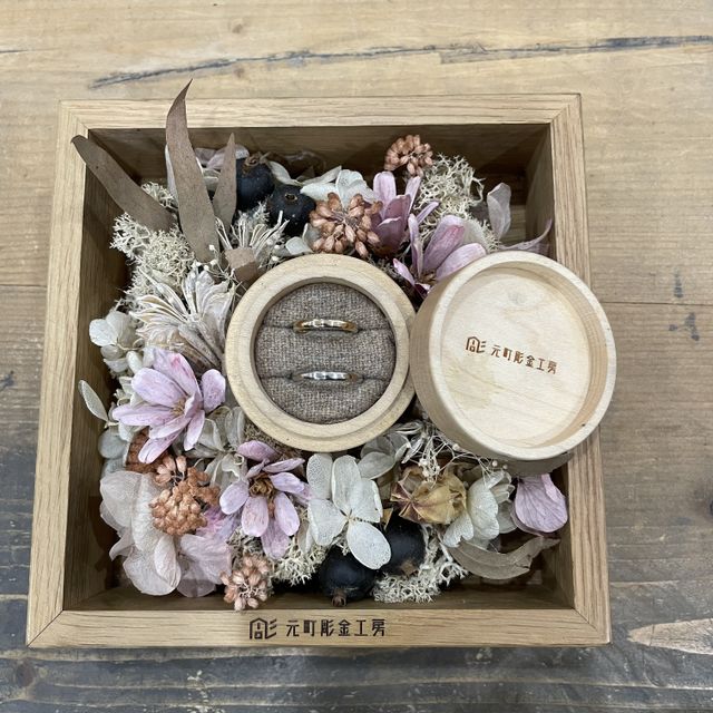 【鎌倉彫金工房の口コミ】 手作りの婚約指輪を貰ったので、結婚指輪も同じお店で作りたいと思ったの…