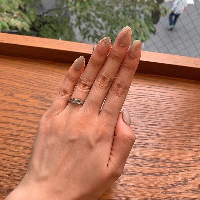 【カルティエ(Cartier)の口コミ】 元々婚約指輪は購入予定ではありませんでしたが、記念のつもりで試着して…