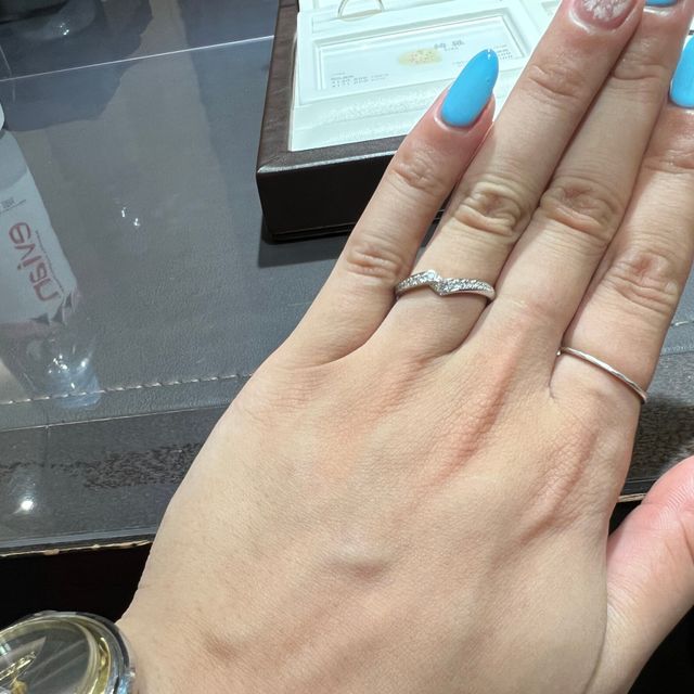 【俄(にわか)の口コミ】 俄さんは独創的な指輪、ストーリーが素敵で見学に行きました。
他にはない…